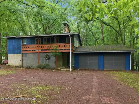 12 Pool Dr, Jim Thorpe, PA 18229