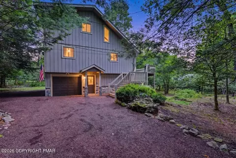 1233 Clear Pond Rd, Pocono Pines, PA 18350