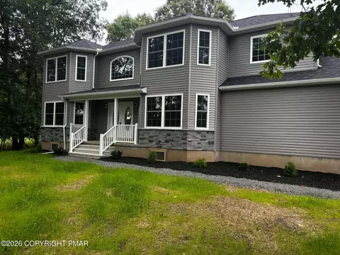 181 Whitetail Rd, Henryville, PA 18332
