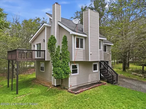 5384 Vine Ter, Tobyhanna, PA 18466
