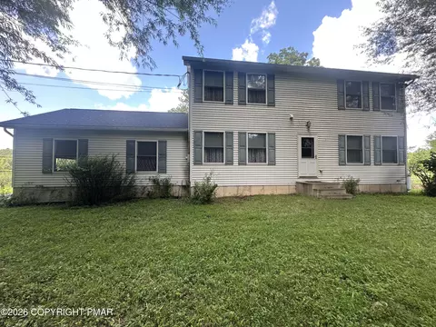 109 Juniper Ln, East Stroudsburg, PA 18301
