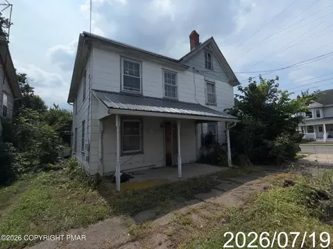 Exterior - 204-206 E 10th St, Berwick, PA 18603 photo 2 of 2
