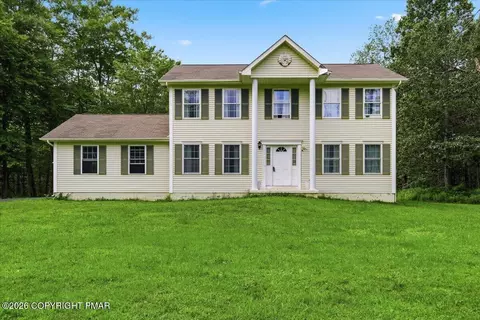 120 Keystone Ln, Tobyhanna, PA 18466
