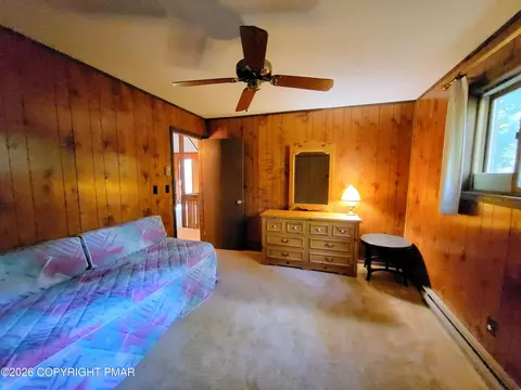 Bedroom - 6384 Decker Rd, Bushkill, PA 18324 photo 6 of 6