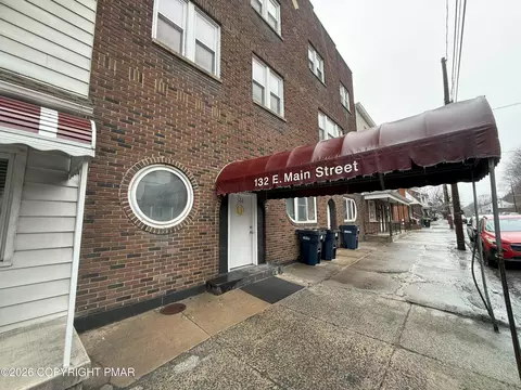 132 E Main St, Girardville, PA 17935