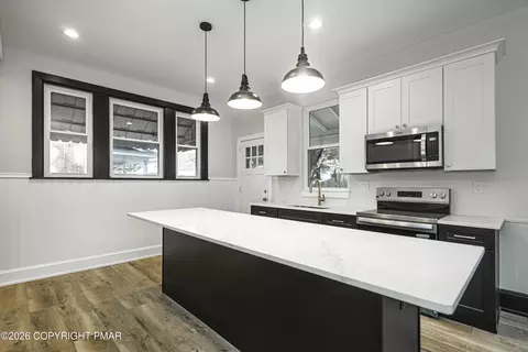 51 S 11th Ave, Coatesville, PA 19320