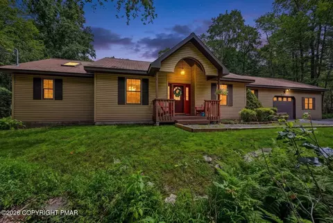 174 Delbert Dr, Covington Township, PA 18424