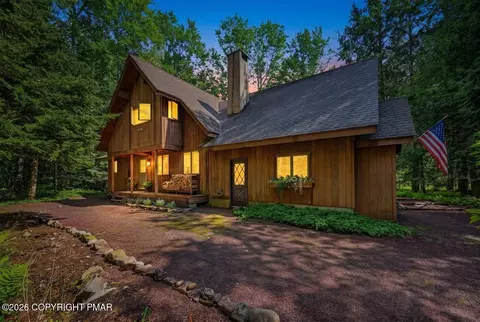 1177 Deer Trail Rd, Pocono Pines, PA 18350