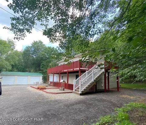 142 Schochs Mill Rd, Blakeslee, PA 18610