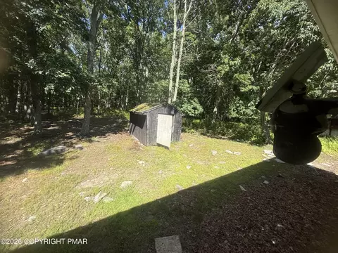 Exterior - 2186 Spring Dr, Bushkill, PA 18324 photo 4 of 9