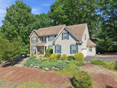 209 Old Orchard Dr, East Stroudsburg, PA 18302