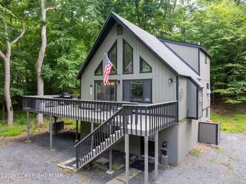 3178 Leisure Lands Rd, East Stroudsburg, PA 18302