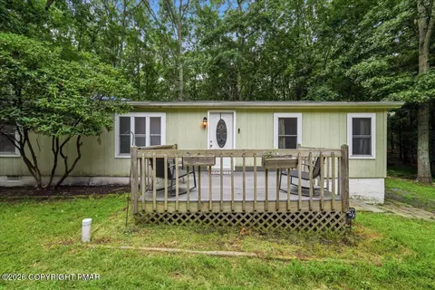 5620 Terrapin Trl, East Stroudsburg, PA 18302