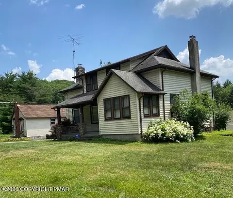 558 Effort Neola Rd, Brodheadsville, PA 18322