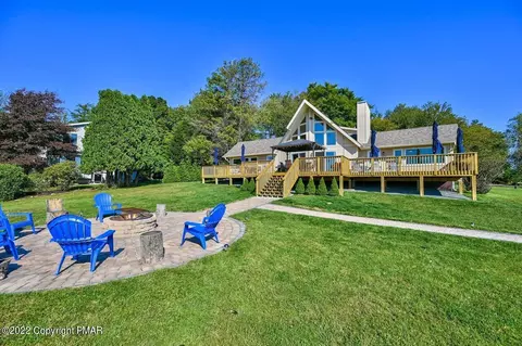 96 Longfellow Cir, Albrightsville, PA 18210