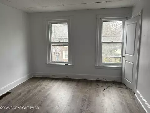 406 Linden St, Bethlehem, PA 18018
