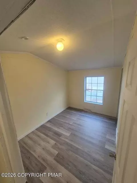 243 Birchwood Estates Ct, Exeter, PA 18643 photo 2