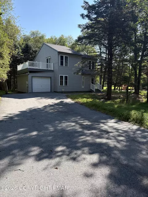 150 Penn Forest Trl, Albrightsville, PA 18210