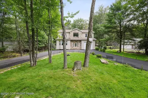 122 Tamarack Trl, Pocono Summit, PA 18346