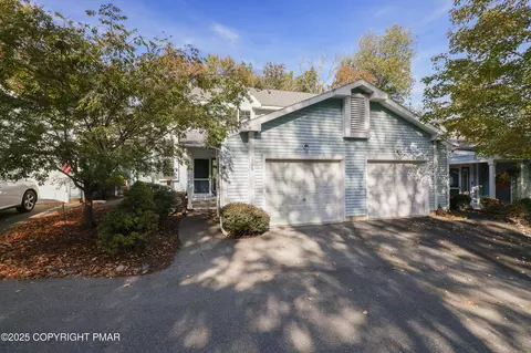 305 Inverness Dr, East Stroudsburg, PA 18302