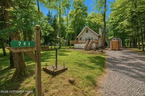 241 Trout Creek Dr, Pocono Lake, PA 18347