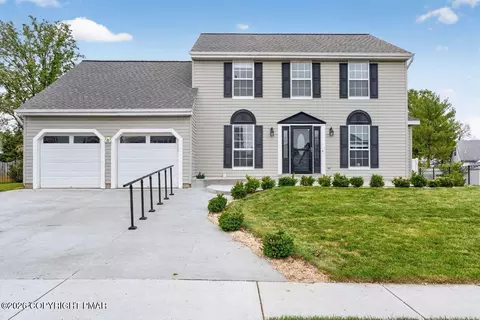 4894 Concord Dr, Easton, PA 18045