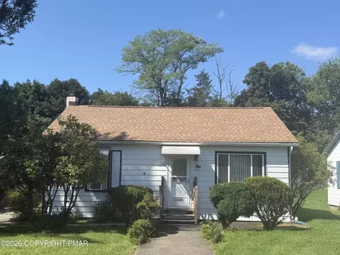 807 Flagler St, Stroudsburg, PA 18360