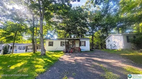 7814 Dougherty Dr, East Stroudsburg, PA 18302