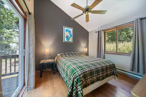 Bedroom - 187 Radcliff Rd, Bushkill, PA 18324 photo 3 of 7