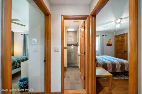 Entry Way - 187 Radcliff Rd, Bushkill, PA 18324 photo 1 of 3
