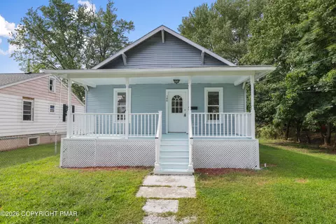 140 Barnum St, East Stroudsburg, PA 18301
