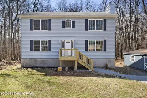 1111 Apollo Dr, Gouldsboro, PA 18424