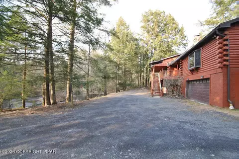109 Great Lodge Way, East Stroudsburg, PA 18302