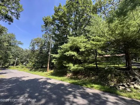 O Donovan Dr 118 Drive, East Stroudsburg, PA 18301