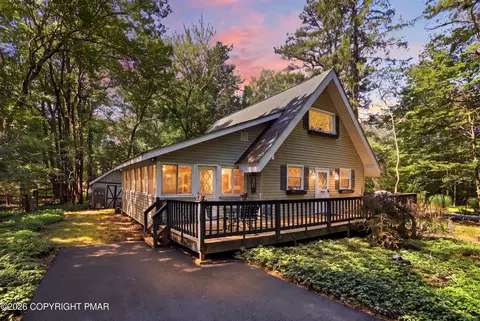 3307 Red Run Rd, Pocono Summit, PA 18346