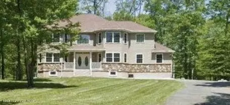 237 Footprint Rd, East Stroudsburg, PA 18302