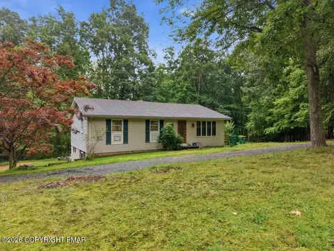 191 Hemlock Rd, Tannersville, PA 18372