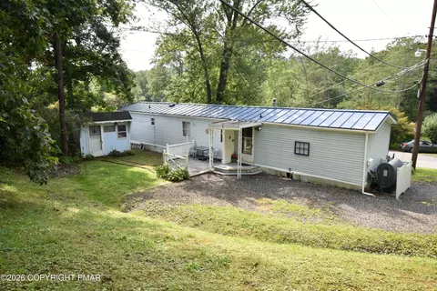 230 Baabe Ln, Stroudsburg, PA 18360