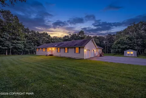 107 Sportsmans Trl, Stroudsburg, PA 18360