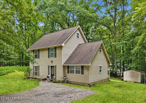 102 Crabapple Ln, Kunkletown, PA 18058
