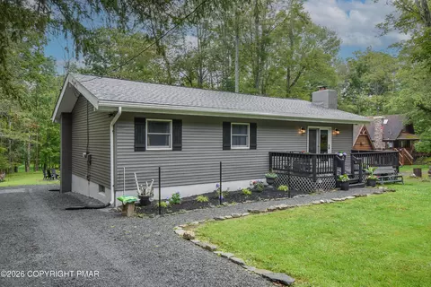263 Delaware Trl, Pocono Lake, PA 18347
