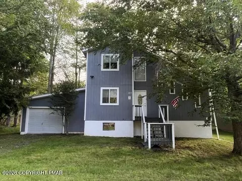 8465 Bumble Bee Way, Tobyhanna, PA 18466