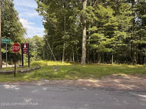 Club House Dr 30 Drive, East Stroudsburg, PA 18302