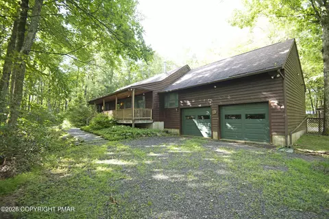 11 Apache Way, Jim Thorpe, PA 18229