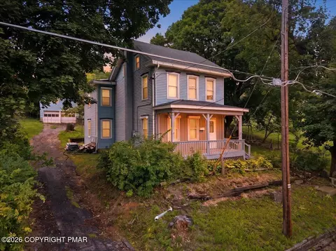 341 Fairview St, Lehighton, PA 18235