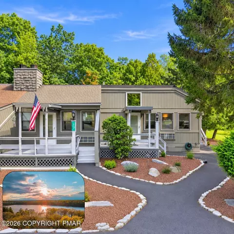129 Condor Dr, Tamiment, PA 18371