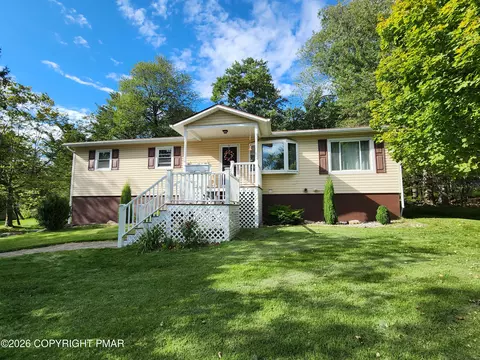 3366 Ross Rd, Tobyhanna, PA 18466