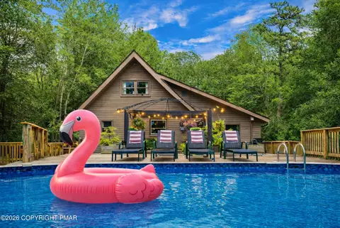 3311 Red Run Rd, Pocono Summit, PA 18346