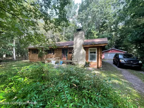 25 Shelly Ct, Albrightsville, PA 18210