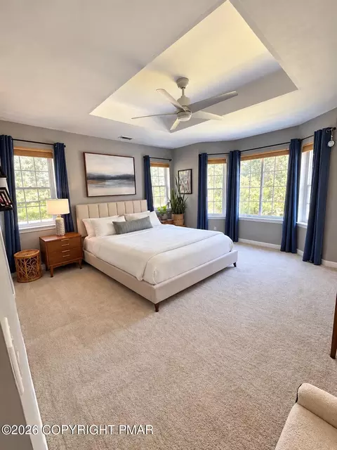 Bedroom - 6043 Decker Rd, Bushkill, PA 18324 photo 1 of 7